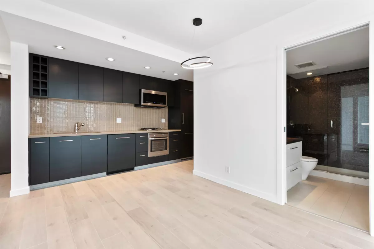Dining Area Photo of 1601 833 Homer Street, Vancouver, BC