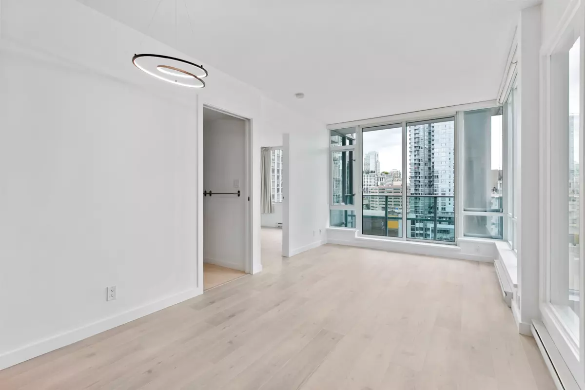 Living Room Photo of 1601 833 Homer Street, Vancouver, BC
