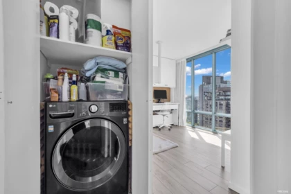 Mudroom Photo of 2802 930 Cambie Street, Vancouver, BC