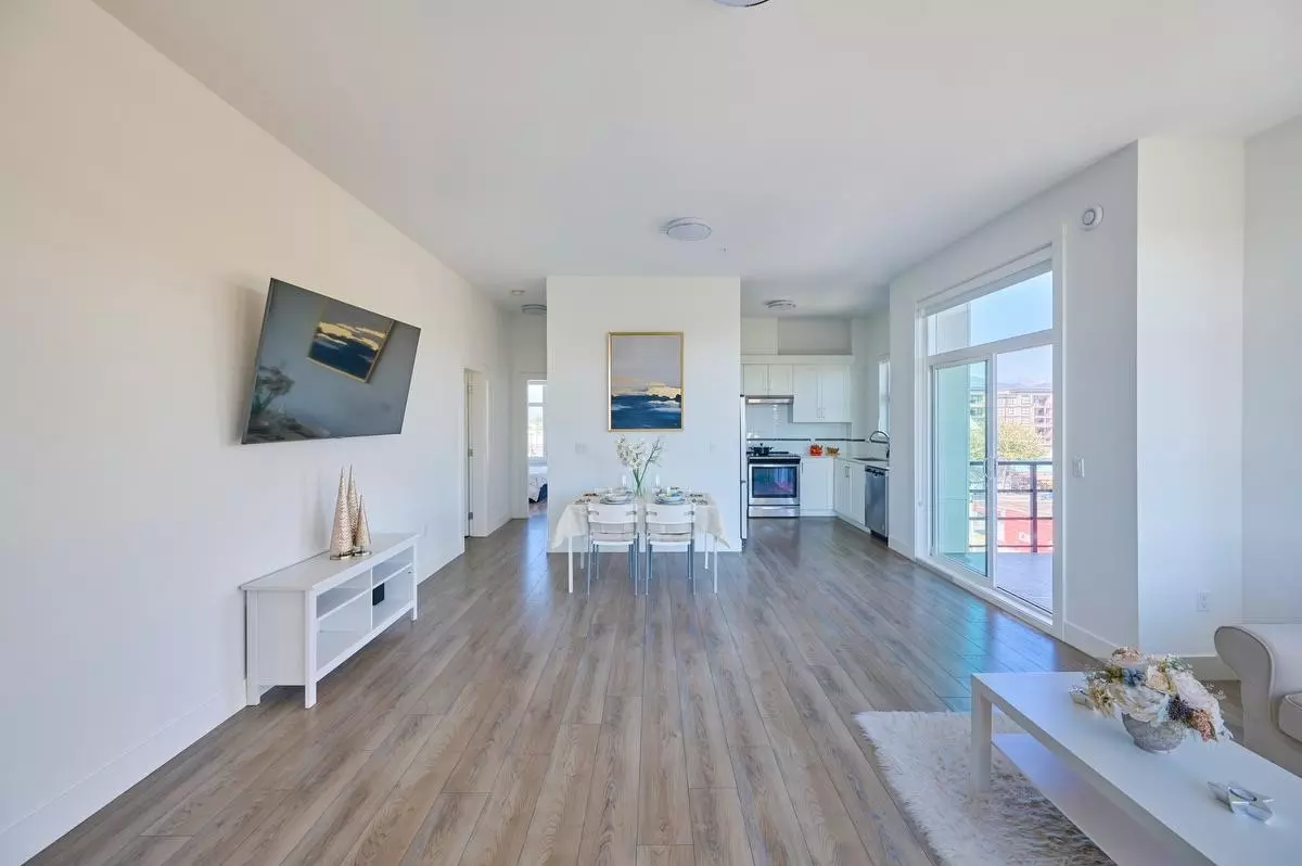 Living Room Photo of 503 22577 Royal Crescent, Maple Ridge, BC
