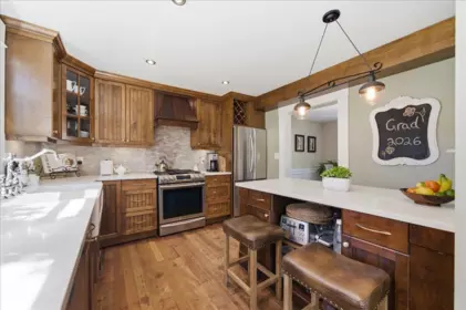 Breakfast Nook Photo of 20590 Westfield Avenue, Maple Ridge, BC