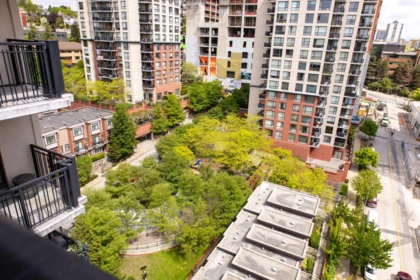 Aerial View of 1506 833 Agnes Street, New Westminster, BC