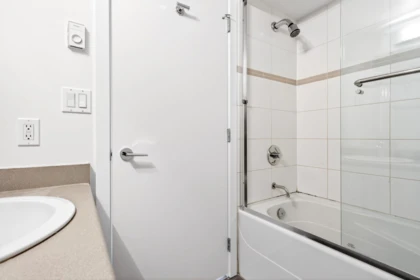 Mudroom Photo of 1506 833 Agnes Street, New Westminster, BC