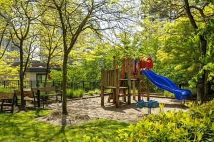 Neighborhood Park Photo Near 1506 833 Agnes Street, New Westminster, BC