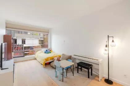 Primary Bedroom Photo of 1B 1500 Alberni Street, Vancouver, BC