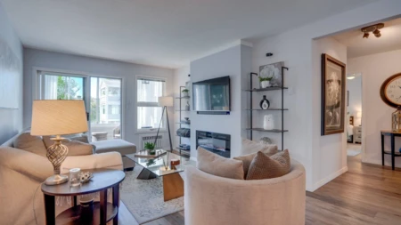 Breakfast Nook Photo of 222 575 Sutherland Avenue, No City Value, BC