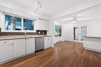 Kitchen Photo of 407 Dartmoor Drive, Coquitlam, BC