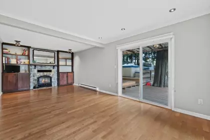 Primary Bedroom Photo of 407 Dartmoor Drive, Coquitlam, BC