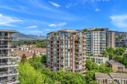 Hot Tub / Spa Photo of 1206 155 W 1st Street, North Vancouver, BC