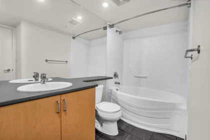 Laundry Room Photo of 1206 155 W 1st Street, North Vancouver, BC