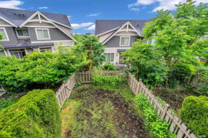 Outdoor Deck Photo of 186 3105 Dayanee Springs Boulevard, Coquitlam, BC
