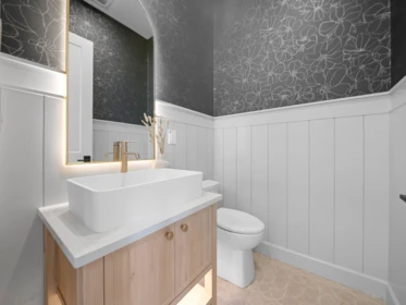 Mudroom Photo of 2 3786 Peter Street, Burnaby, BC