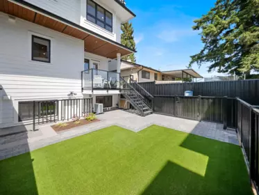 Outdoor Patio Photo of 2 3786 Peter Street, Burnaby, BC