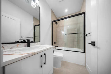 Basement Recreation Room Photo of 16473 20 Avenue, Surrey, BC