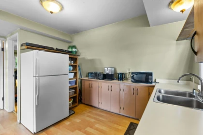 Basement Recreation Room Photo of 6535 Rockwell Drive, Harrison Hot Springs, BC