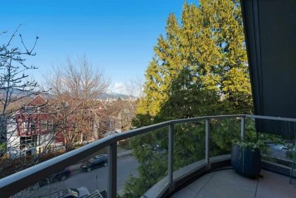 Swimming Pool Photo of 2142 W 1st Avenue, Vancouver, BC