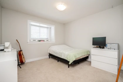 Hallway Photo of 19338 72a Avenue, Surrey, BC