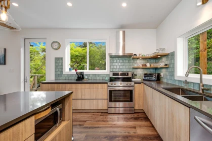, Galiano Island, BC, Galiano Island — Single Family Residence for sale
