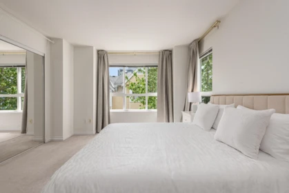 Basement Recreation Room Photo of 8431 Jellicoe Street, Vancouver, BC