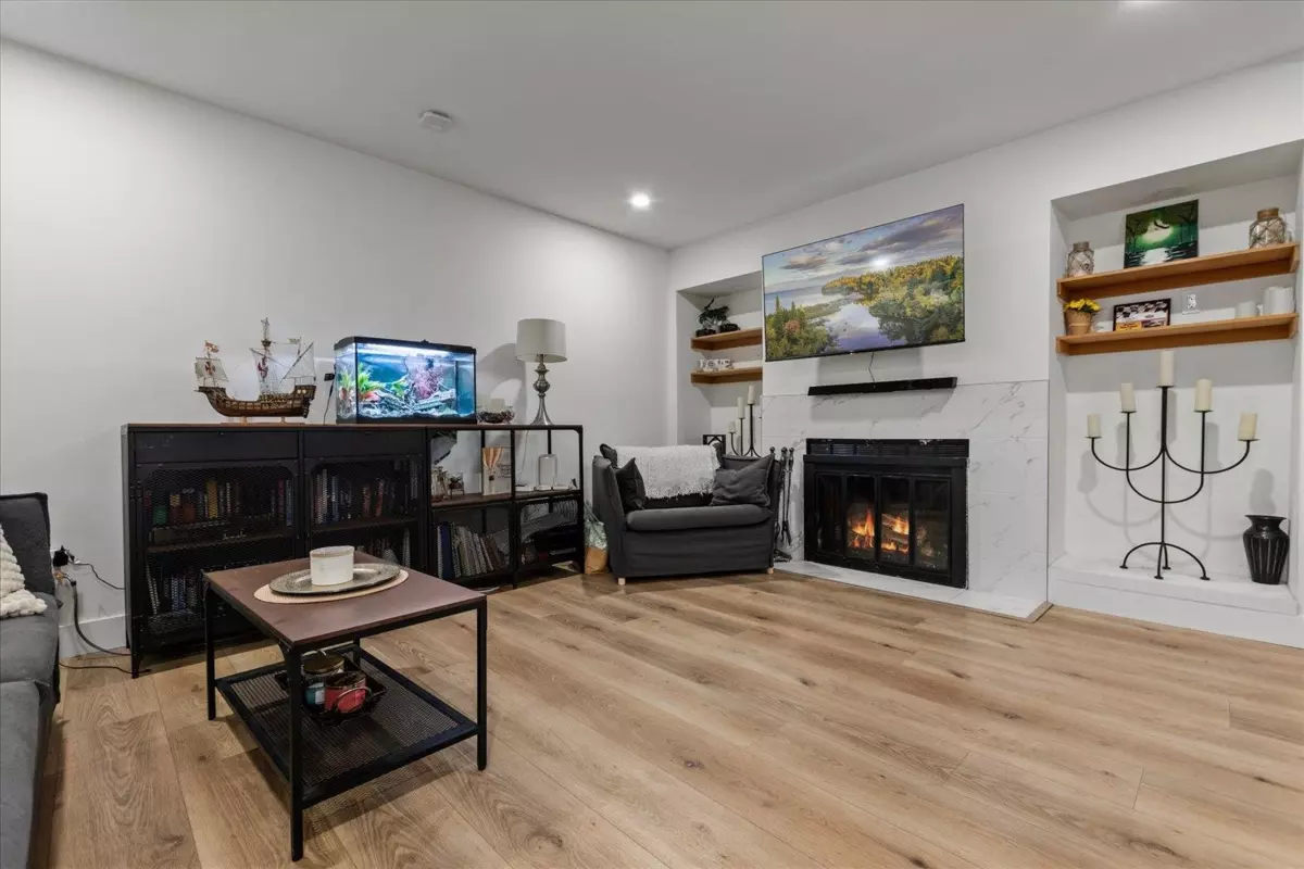 Family Room Photo of 8542 Mccutcheon Avenue, Chilliwack, BC