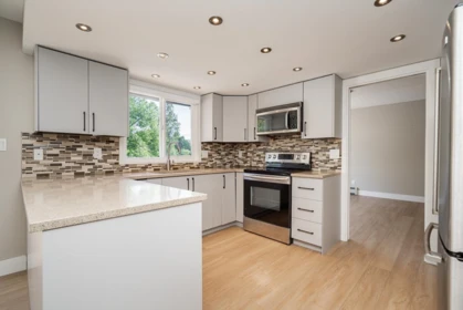 Primary Bathroom Photo of 25016 59 Avenue, Langley, BC