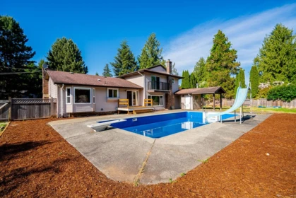 Swimming Pool Photo of 25016 59 Avenue, Langley, BC