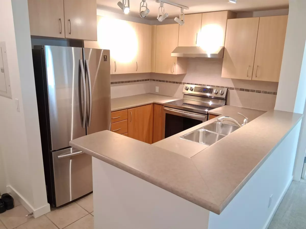 Family Room Photo of 332 5700 Andrews Road, Richmond, BC