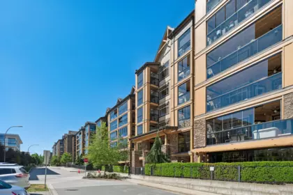 228 8157 207 Street, Langley, BC, Langley — Apartment/Condo for sale