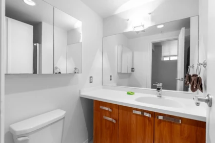 Basement Recreation Room Photo of 507 1478 W Hastings Street, Vancouver, BC