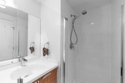 Laundry Room Photo of 507 1478 W Hastings Street, Vancouver, BC