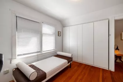 Basement Recreation Room Photo of 4343 11th Avenue, Vancouver, BC