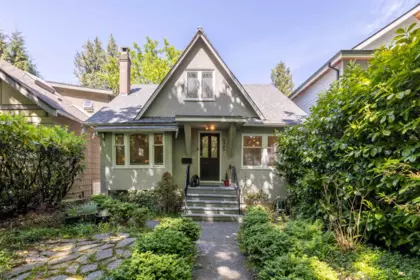 4343 11th Avenue, Vancouver, BC, Vancouver — Single Family Residence for sale