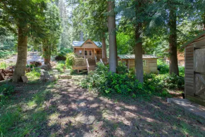 Hot Tub / Spa Photo of 508 Aya Reach Road, Mayne Island, BC