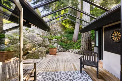 Garden / Landscaping Photo of 6485 Madrona Crescent, West Vancouver, BC