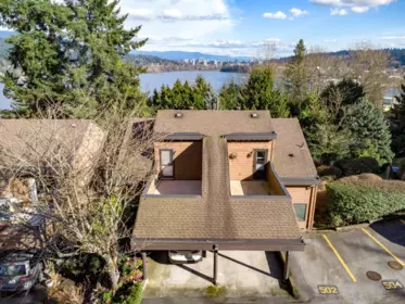 504 Cardiff Way, Port Moody, BC, Port Moody — Townhouse for sale