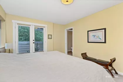 Entry Foyer Photo of 6 58 Richmond Street, New Westminster, BC