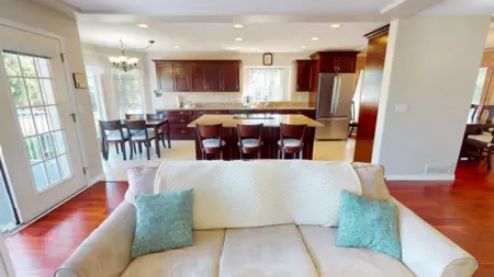 Kitchen Photo of 32767 Chilcotin Drive, Abbotsford, BC