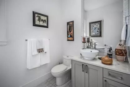 Guest Bathroom Photo of 35272 Mcewen Avenue, Mission, BC