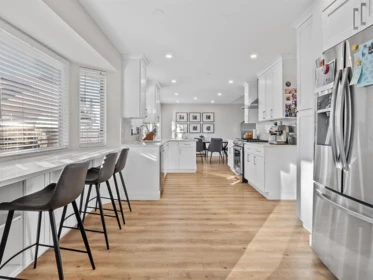 Kitchen Island Photo of 6323 171a Street, Surrey, BC