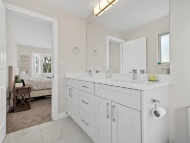 Mudroom Photo of 6323 171a Street, Surrey, BC