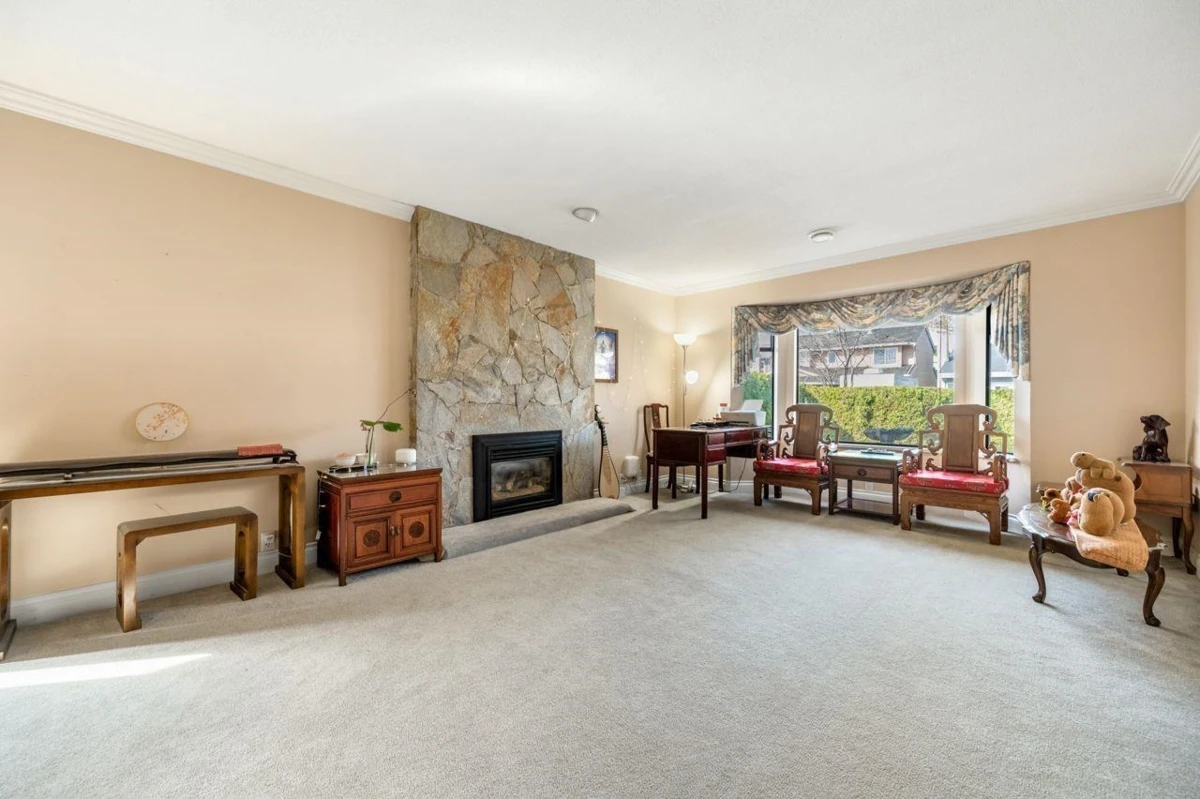 Living Room Photo of 10660 Canso Crescent, Richmond, BC