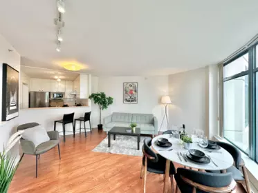 902 4567 Hazel Street, Burnaby, BC, Burnaby — Apartment/Condo for sale