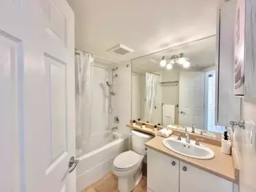 Powder Room Photo of 902 4567 Hazel Street, Burnaby, BC
