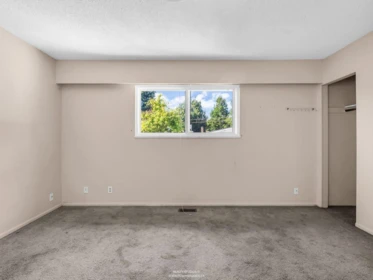 Entry Foyer Photo of 1205 E 49th Avenue, Vancouver, BC