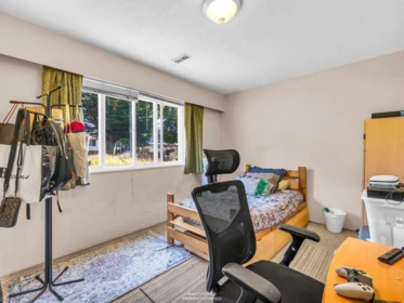 Hot Tub / Spa Photo of 1205 E 49th Avenue, Vancouver, BC