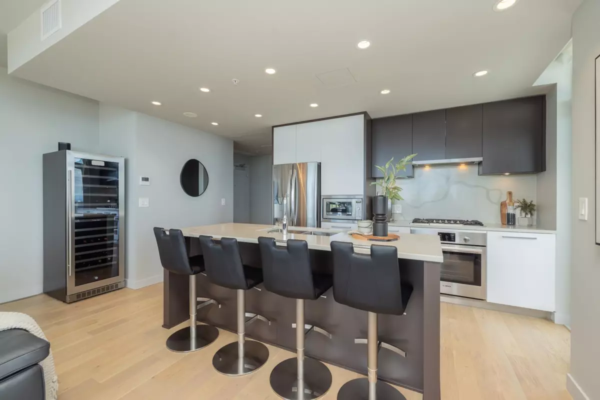 Dining Area Photo of 4404 567 Clarke Road, Coquitlam, BC