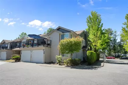 201 8972 Fleetwood Way, Surrey, BC, Surrey — Townhouse for sale