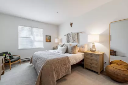 Bedroom 2 Photo of 401 1765 Marine Drive, West Vancouver, BC