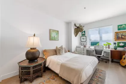 Office / Den Photo of 401 1765 Marine Drive, West Vancouver, BC