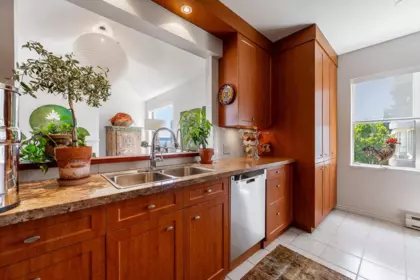 Primary Bathroom Photo of 401 1765 Marine Drive, West Vancouver, BC